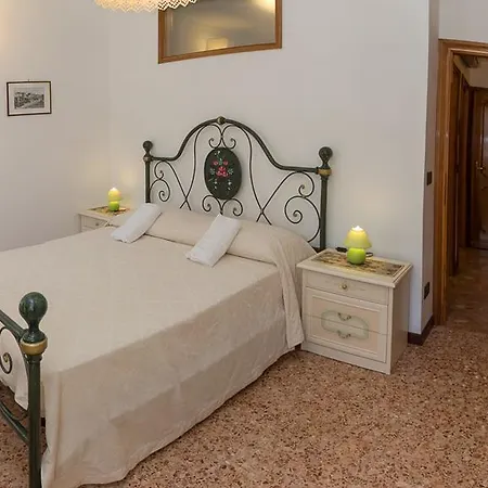 Casa San Giovanni E Paolo Venice Exterior photo