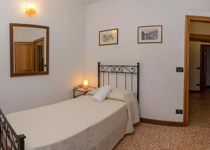 Casa San Giovanni E Paolo