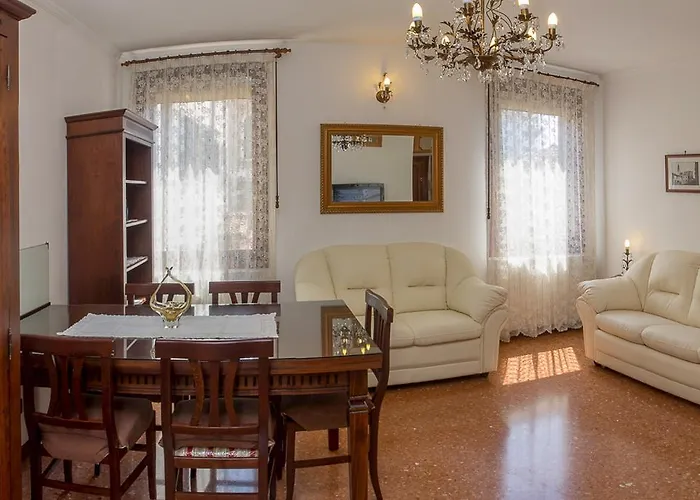 Casa San Giovanni E Paolo